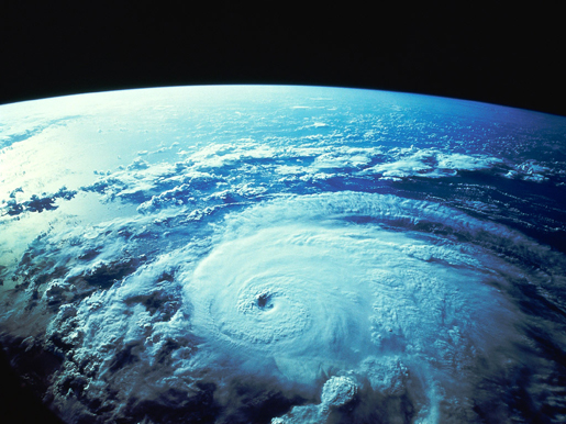 サイクロン、ハリケーン、台風の違い｜水と地球環境のはなし
